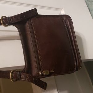 FOSSIL SHOULDER BAG